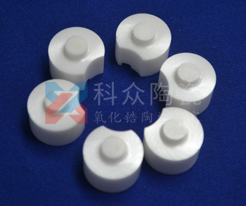 怎樣選擇高質量的氧化鋯陶瓷球？