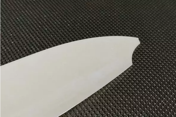 如何提供氧化鋯陶瓷刀的刀片夾口抗沖擊性？